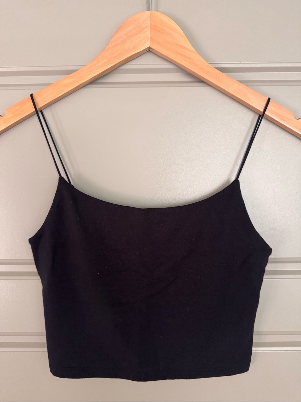 Aritzia Wilfred Black Spaghetti Strap Cropped Camisole